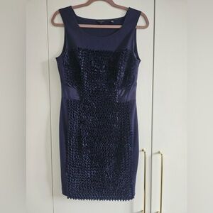 Elegant Navy Blue Sleeveless Dress Size 3 (US8)